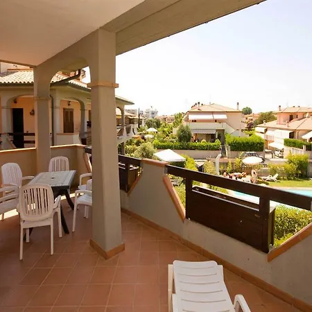 Follonica Apartments Appartement
